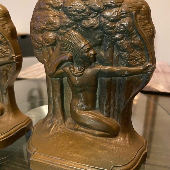 Artistic Bronze Bookends - Picture 2 of 6